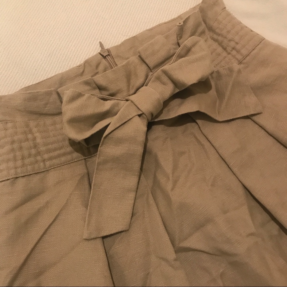 High Waisted Khaki Bow Skirt - Picture 2 of 3